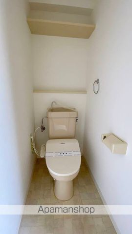 山陽新幹線 岡山駅 徒歩16分 6階建 築36年のトイレ写真