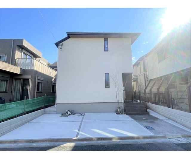 建物外観　落ち着いた雰囲気の外観です