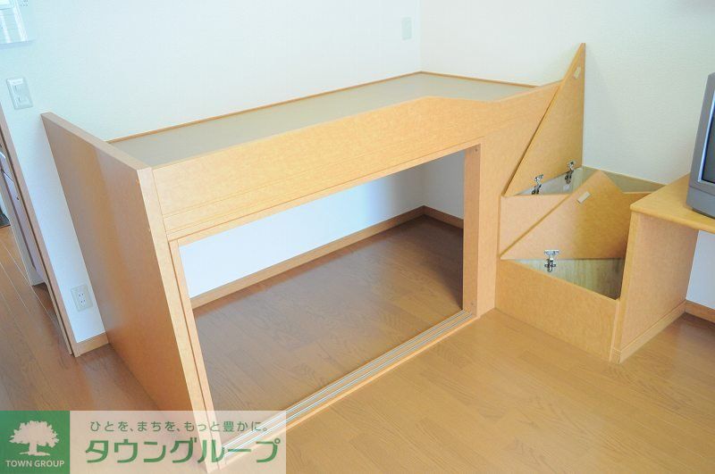 その他部屋・スペース　ベッド下の大型収納でお部屋スッキリ！