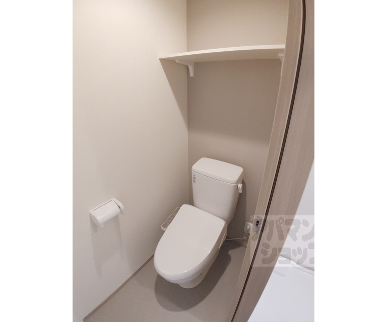 The Lotus Court 墨染のトイレ写真