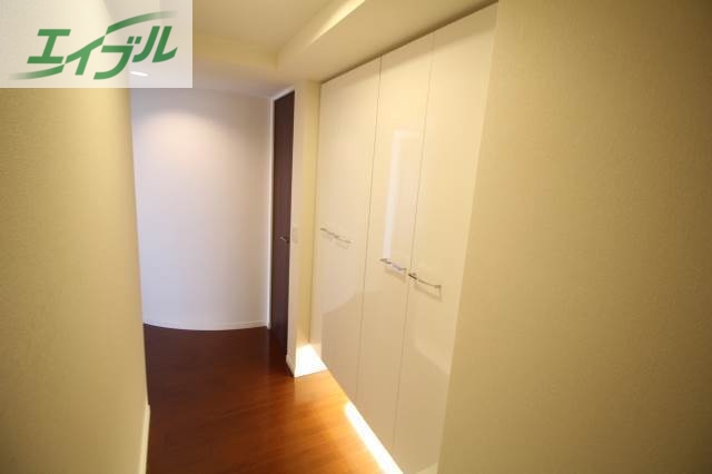 玄関　※別部屋の写真です