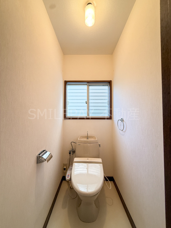 日の峰4丁目戸建貸家のトイレ写真