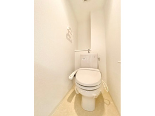 トイレ　※同物件別室参考写真