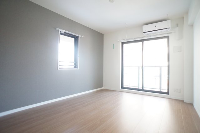 居室・リビング　開放感のあるゆったりとしたお部屋です♪