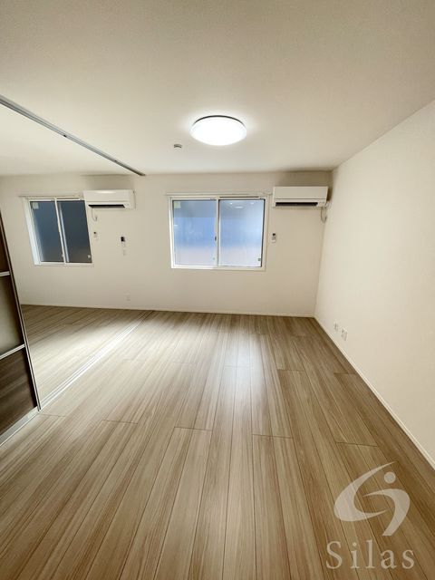 近鉄南大阪線 河堀口駅 徒歩3分 3階建 築6年の居間写真