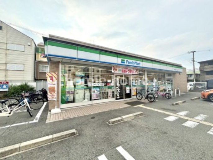 コンビニ　ファミリーマート 住吉苅田二丁目店（コンビニ）まで120m