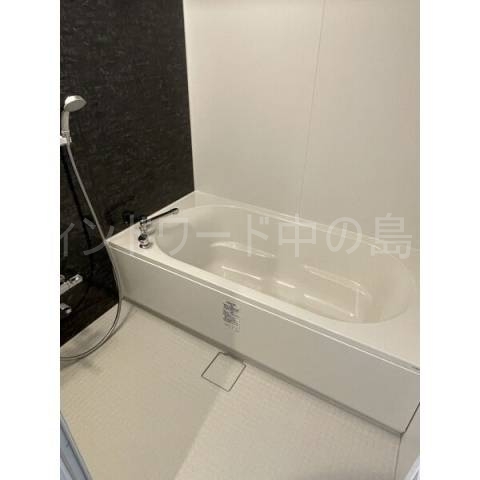 バス・シャワールーム　詳細は、ウィンドワード中の島店までご相談下さい。