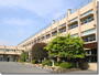 中学校　青梅市立第三中学校（中学校）まで942m
