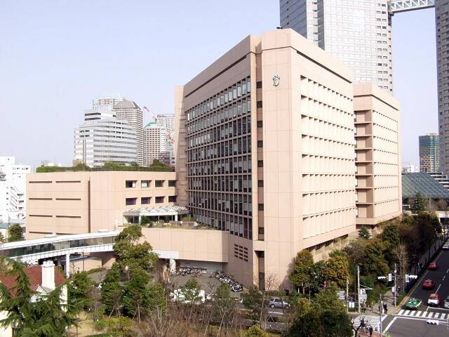 病院　（財）聖路加国際病院（病院）まで823m