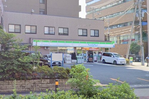 コンビニ　ファミリーマート 大阪回生病院前店（コンビニ）まで134m
