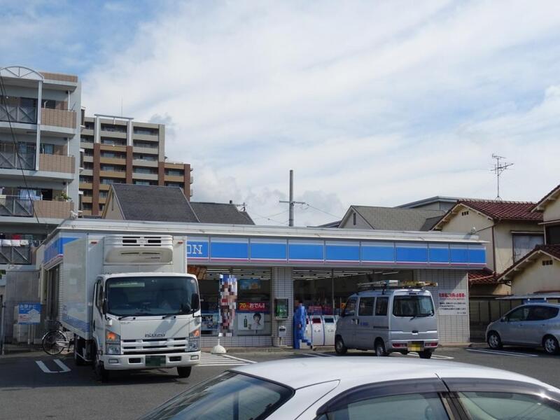 コンビニ　ローソン高槻別所中の町店（コンビニ）まで475m