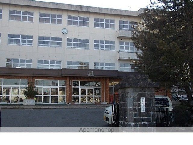 小学校　福島市立杉妻小学校（小学校）まで1800m