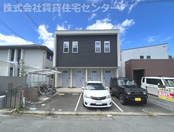 クラウンハイツ新留