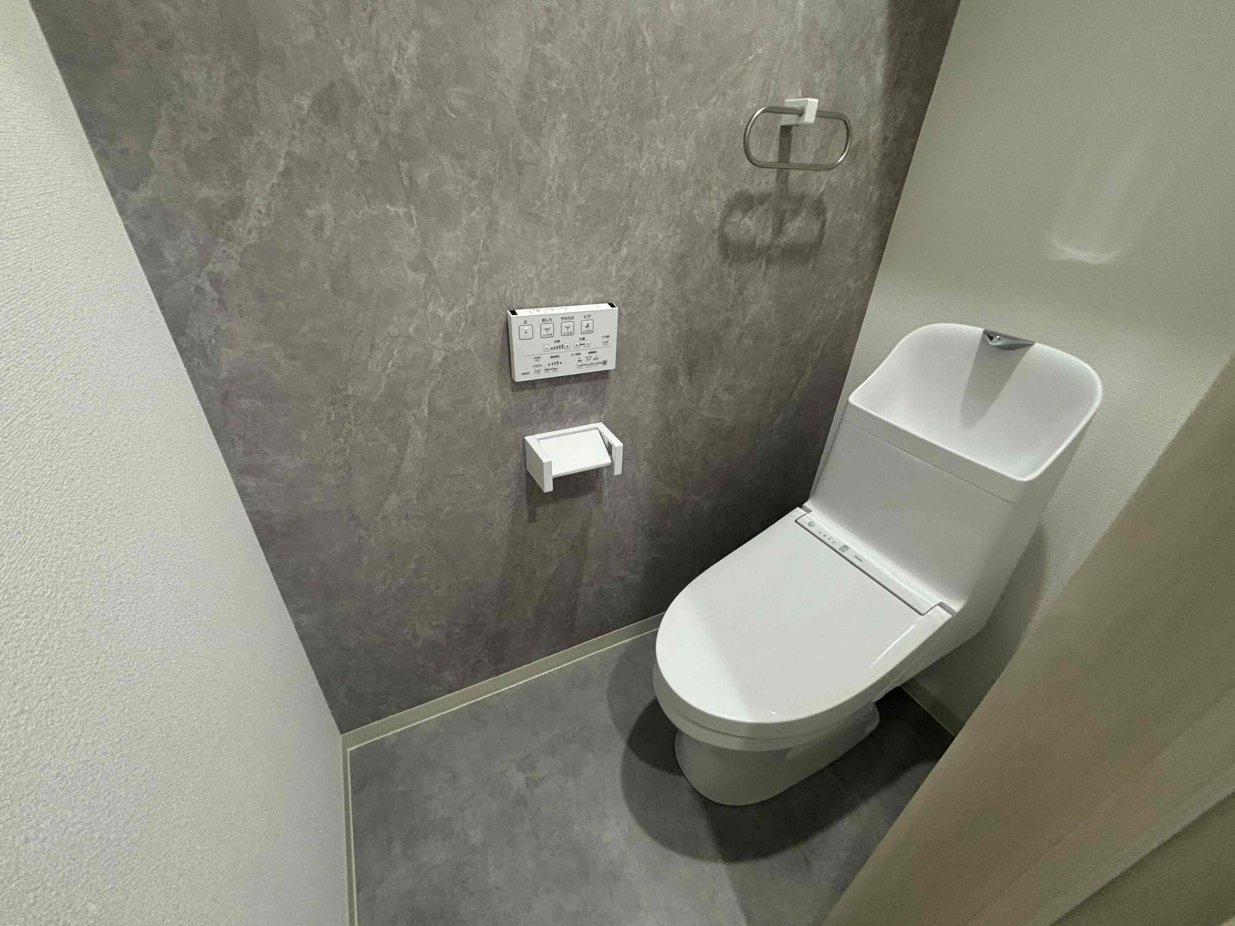 クリエオーレ千本南のトイレ写真