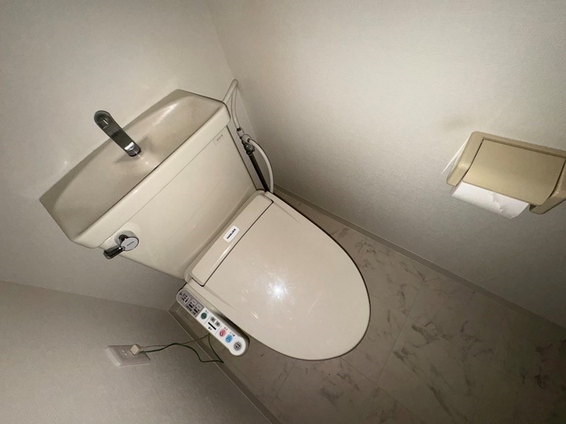 トイレ　別部屋参考写真