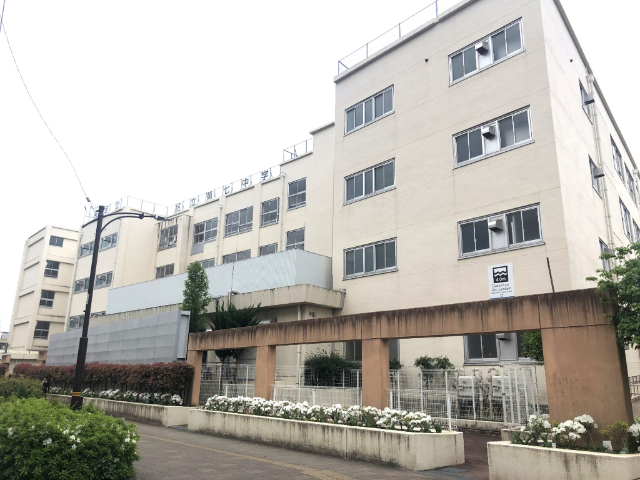 中学校　足立区立第七中学校（中学校）まで359m