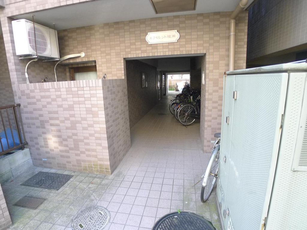 エクセレント綾瀬の外観写真