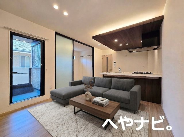 地下鉄東山線 岩塚駅 徒歩3分 3階建 新築の居間写真