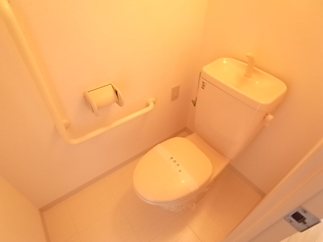 サンライズナイガイ塚口のトイレ写真