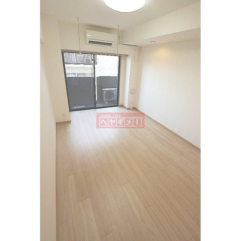 居室・リビング　同建物参考写真