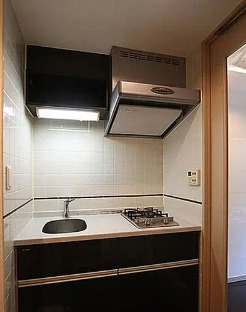 キッチン　別部屋の画像を使用しております。