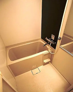 バス・シャワールーム　別部屋の画像を使用しております。
