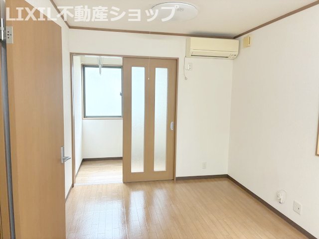 コーポおたてCの居間写真