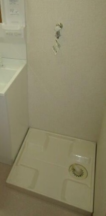 ＪＲ京浜東北線 川崎駅 バス乗車時間：10分 最寄りバス停で下車 徒歩1分 3階建 築23年のその他写真
