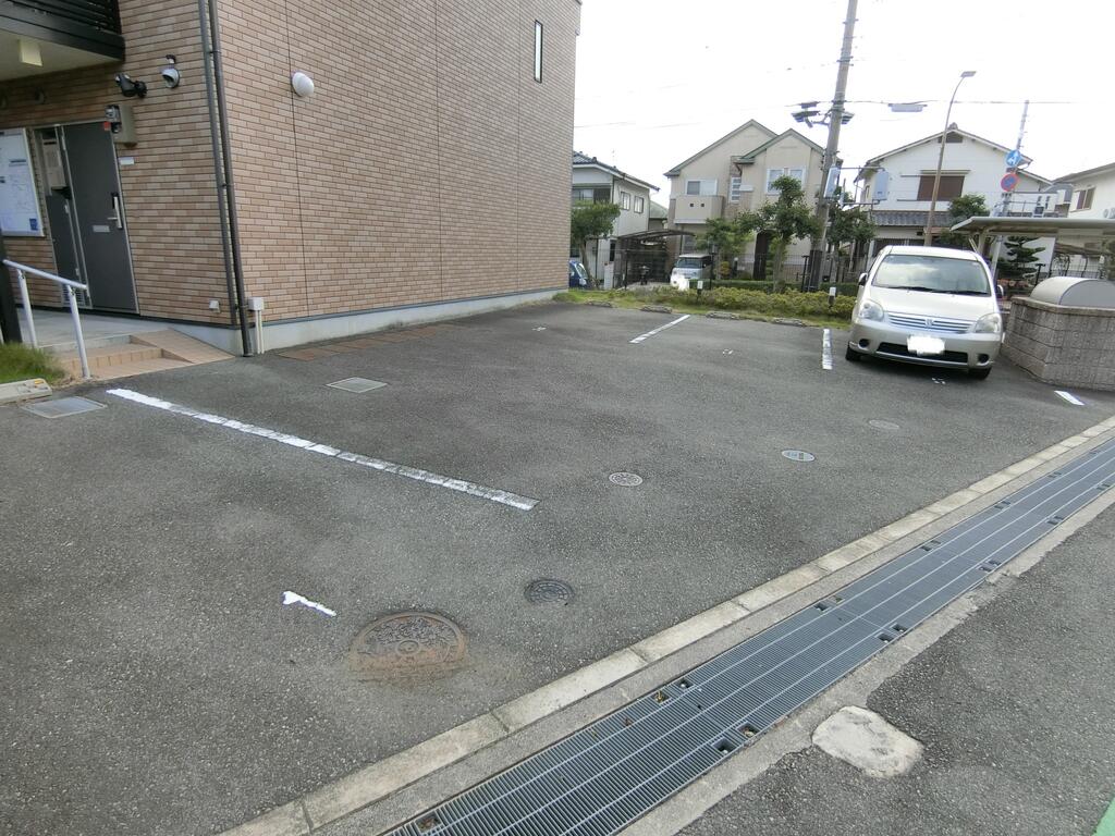 駐車場　★駐車場枠４台有ります！空き確認はお問い合わせください★