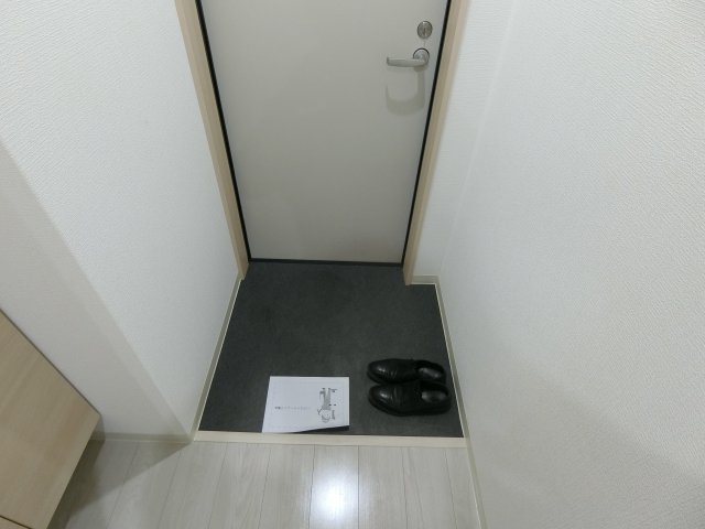 CASA勝山の玄関写真