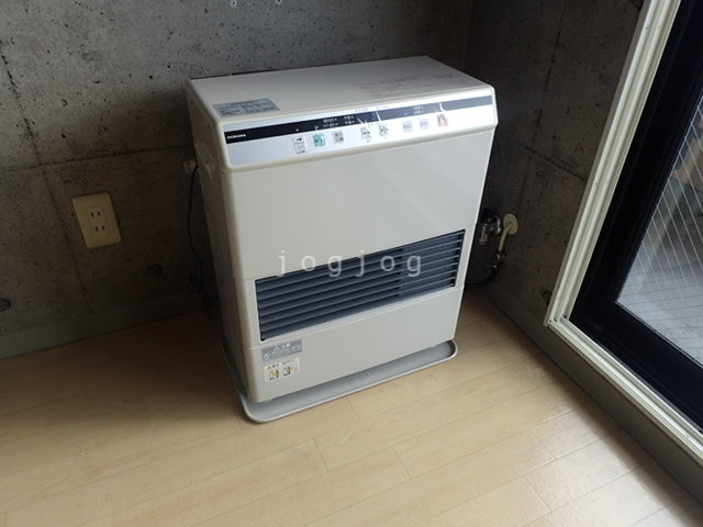 その他設備　冬はあったか灯油ストーブ★