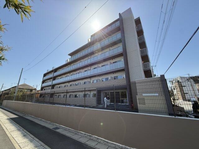 建物外観　落ち着いた雰囲気の外観です