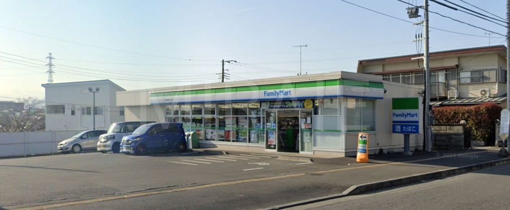 コンビニ　ファミリーマート藤沢湘南台四丁目店（コンビニ）まで280m