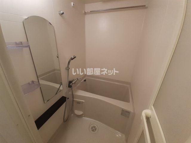 プレサンス兵庫駅前の風呂写真