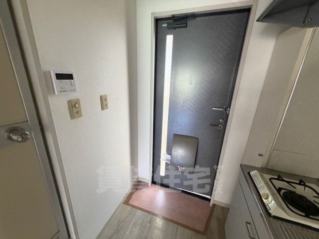 プラーフ西山の玄関写真