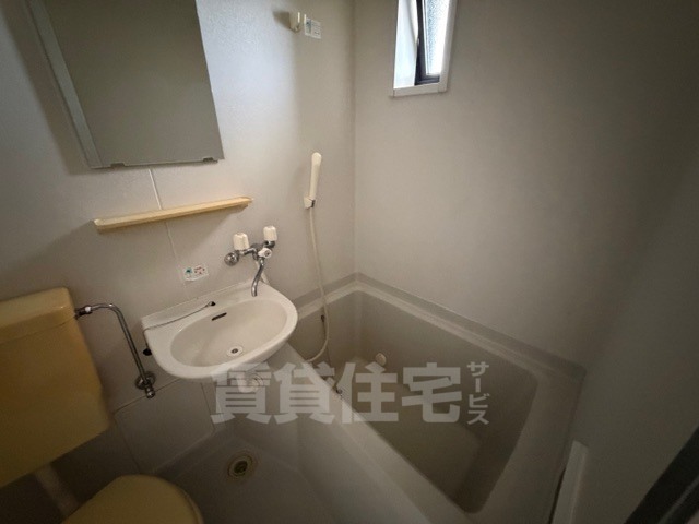 プラーフ西山の風呂写真