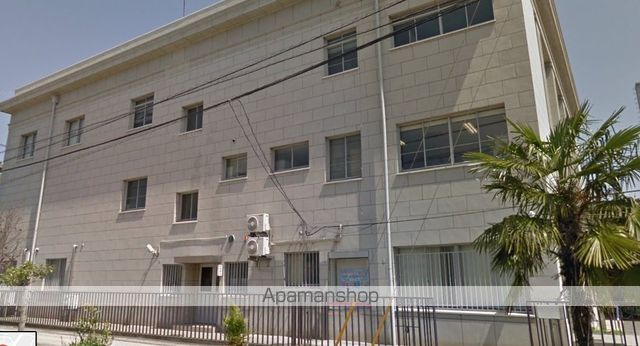 銀行　中国銀行玉島支店（銀行）まで304m