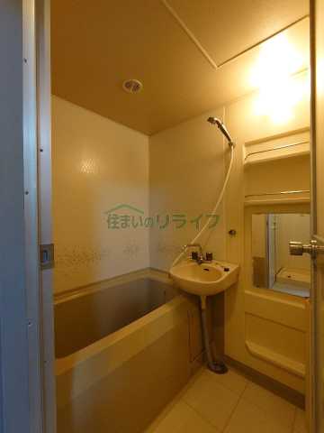 バス・シャワールーム　お電話でお問合せのお客様を対象に初期費用割引中。