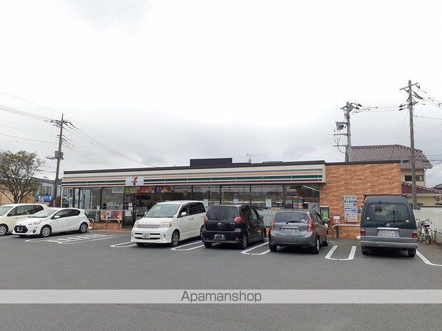 コンビニ　セブンイレブン勝田東石川店（コンビニ）まで720m