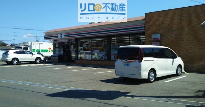 コンビニ　セブンイレブン　伊丹南鈴原2丁目店（コンビニ）まで957m