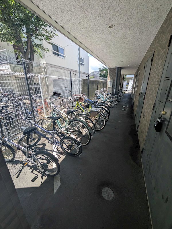 京成本線 お花茶屋駅 徒歩8分 8階建 築24年の外観写真