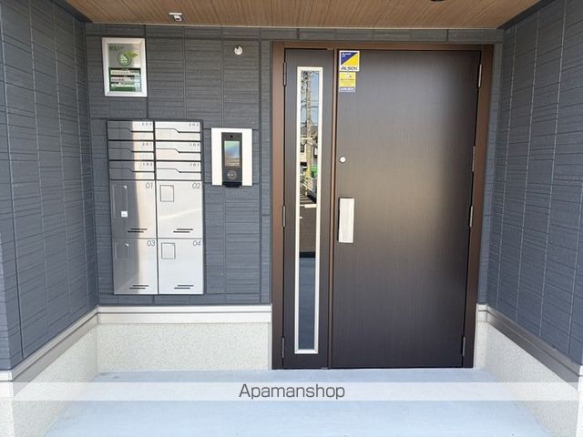 エントランス　エントランス