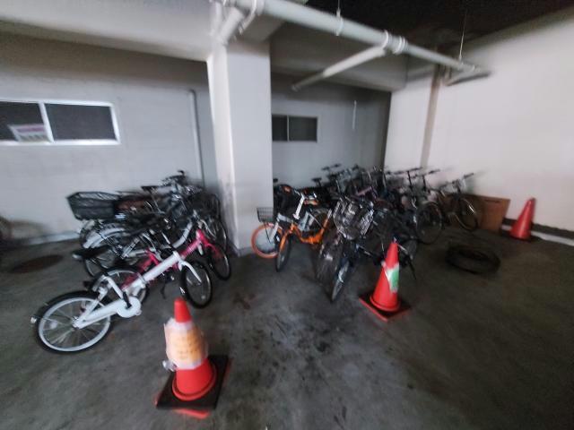 栄ファイブマンションの外観写真