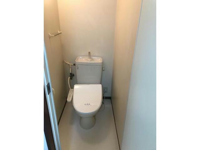 栄ファイブマンションのトイレ写真