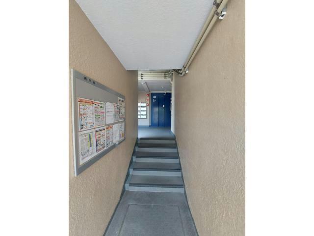 栄ファイブマンションの外観写真