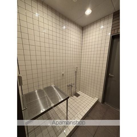 Jーレジデンス栄II旧フローラル栄IIの居間写真