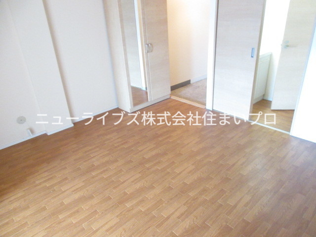 岡林ビルの居間写真