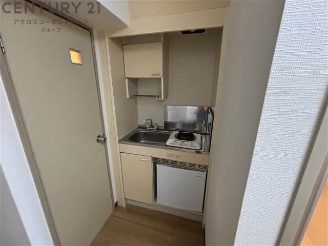 キッチン　シンプルでコンパクトなキッチンです！
