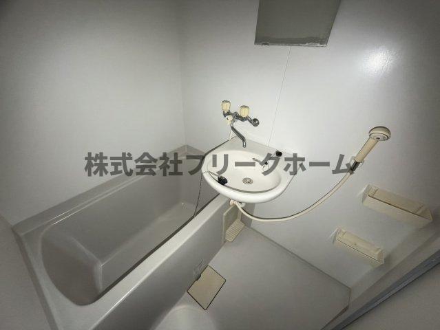ＪＲ中央線 三鷹駅 徒歩3分 9階建 築30年の風呂写真