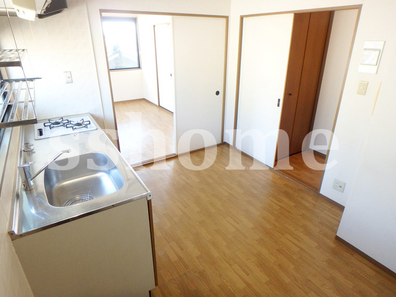 居室・リビング　きれいなお部屋です☆